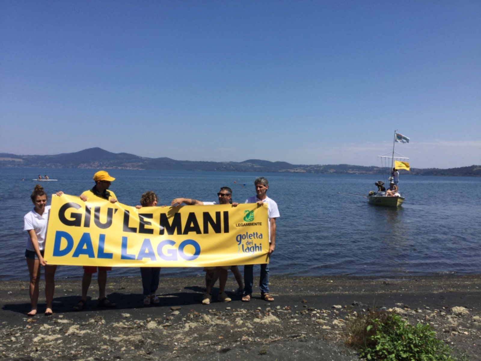 Giù le mani dal Lago di Bracciano